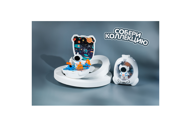 Шаттл с космонавтом